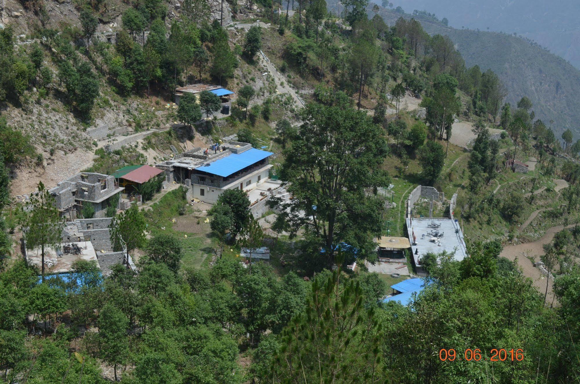 Kafal Resort Nainital Luaran gambar