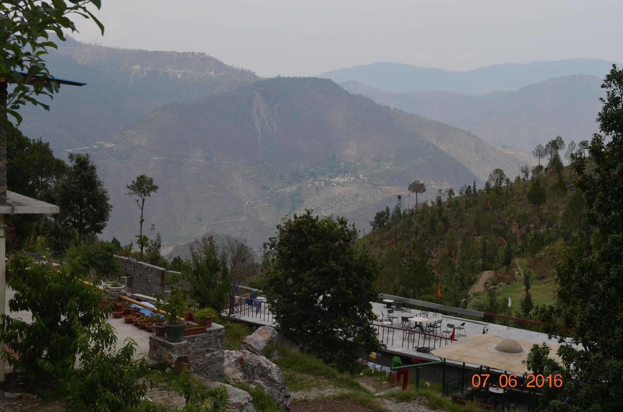 Kafal Resort Nainital Luaran gambar